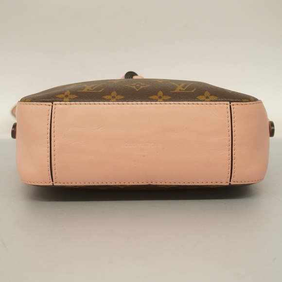Louis Vuitton Monogram Saintonge Shoulder Bag - Picture 3 of 12